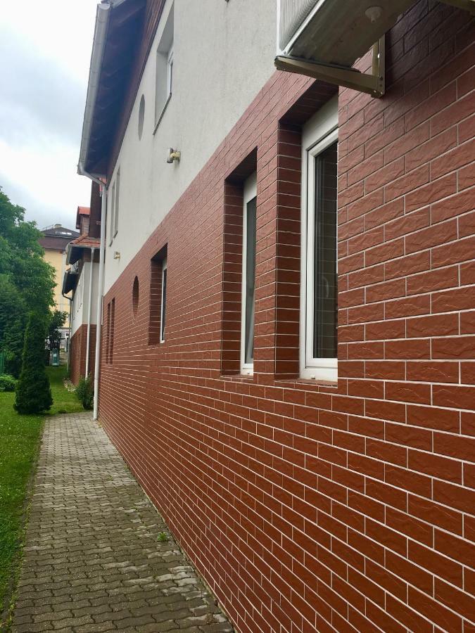 Lake Apartment Apartament Hévíz